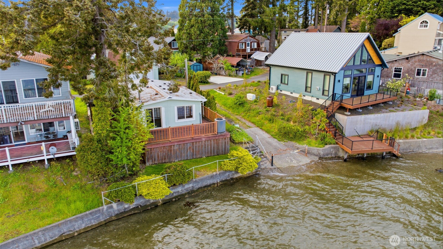 2838 Steamboat Island Loop NW, Olympia, WA 98502