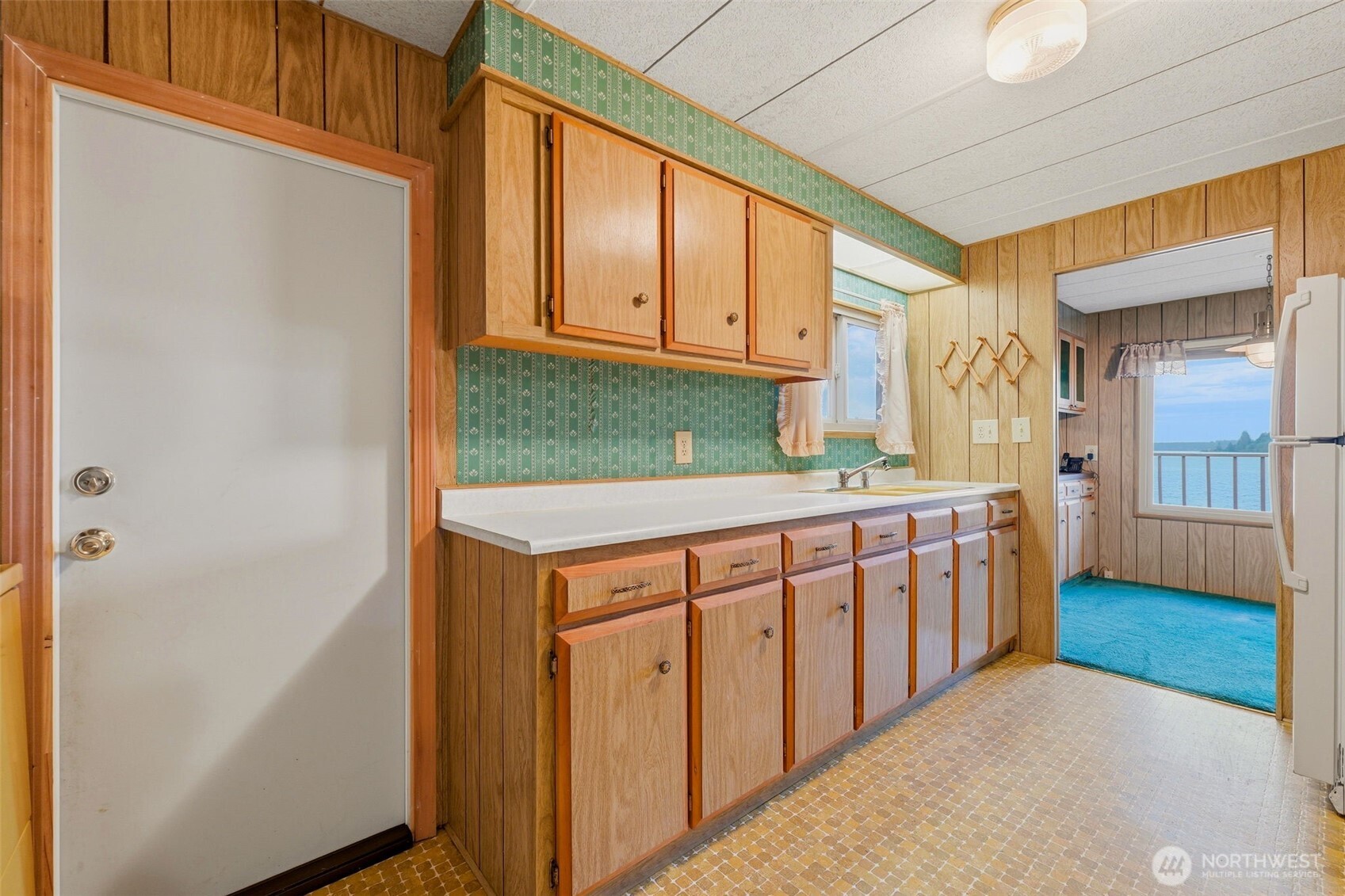 2838 Steamboat Island Loop NW, Olympia, WA 98502