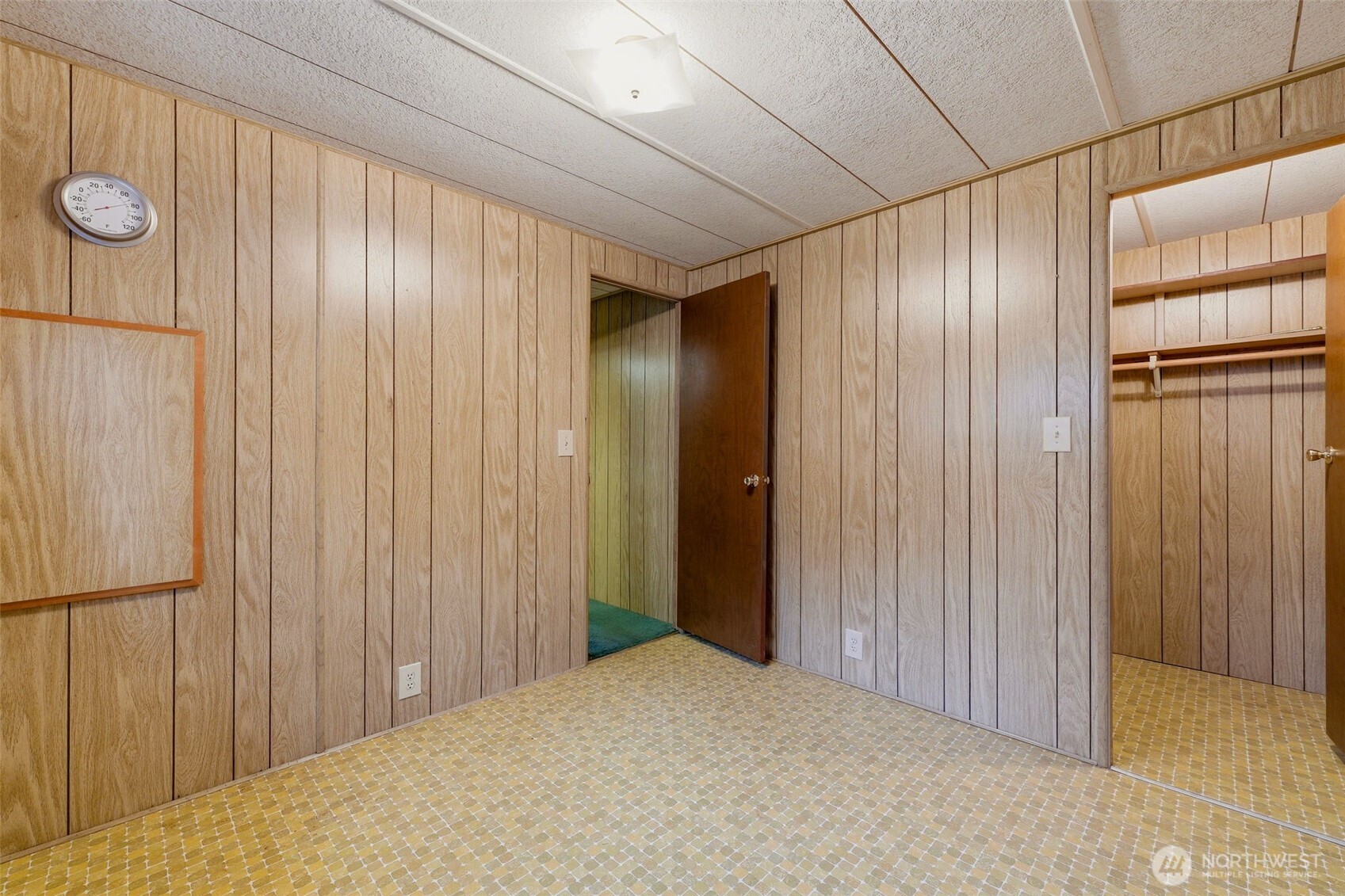 2838 Steamboat Island Loop NW, Olympia, WA 98502