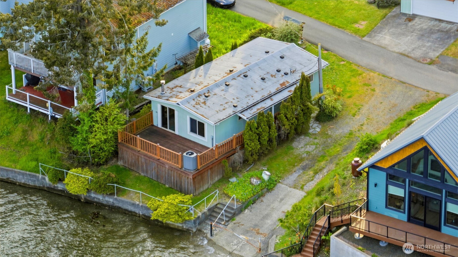 2838 Steamboat Island Loop NW, Olympia, WA 98502