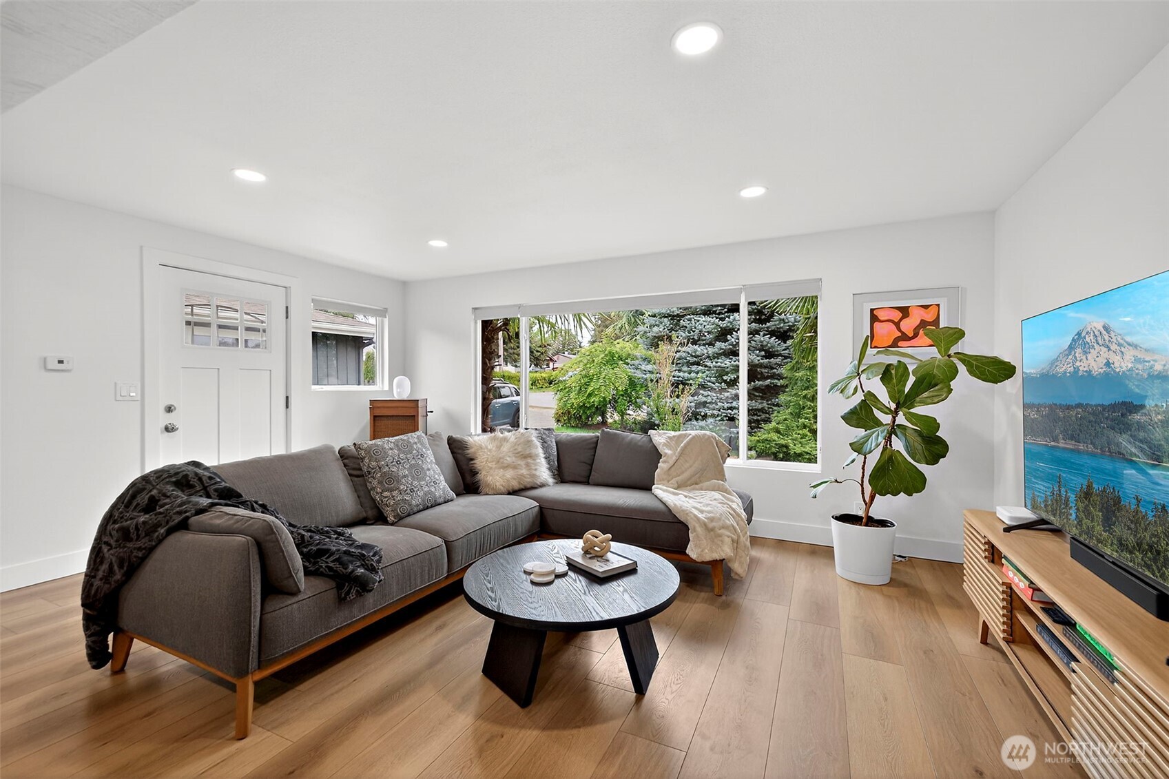 11303 14th Avenue SW, Seattle, WA 98146