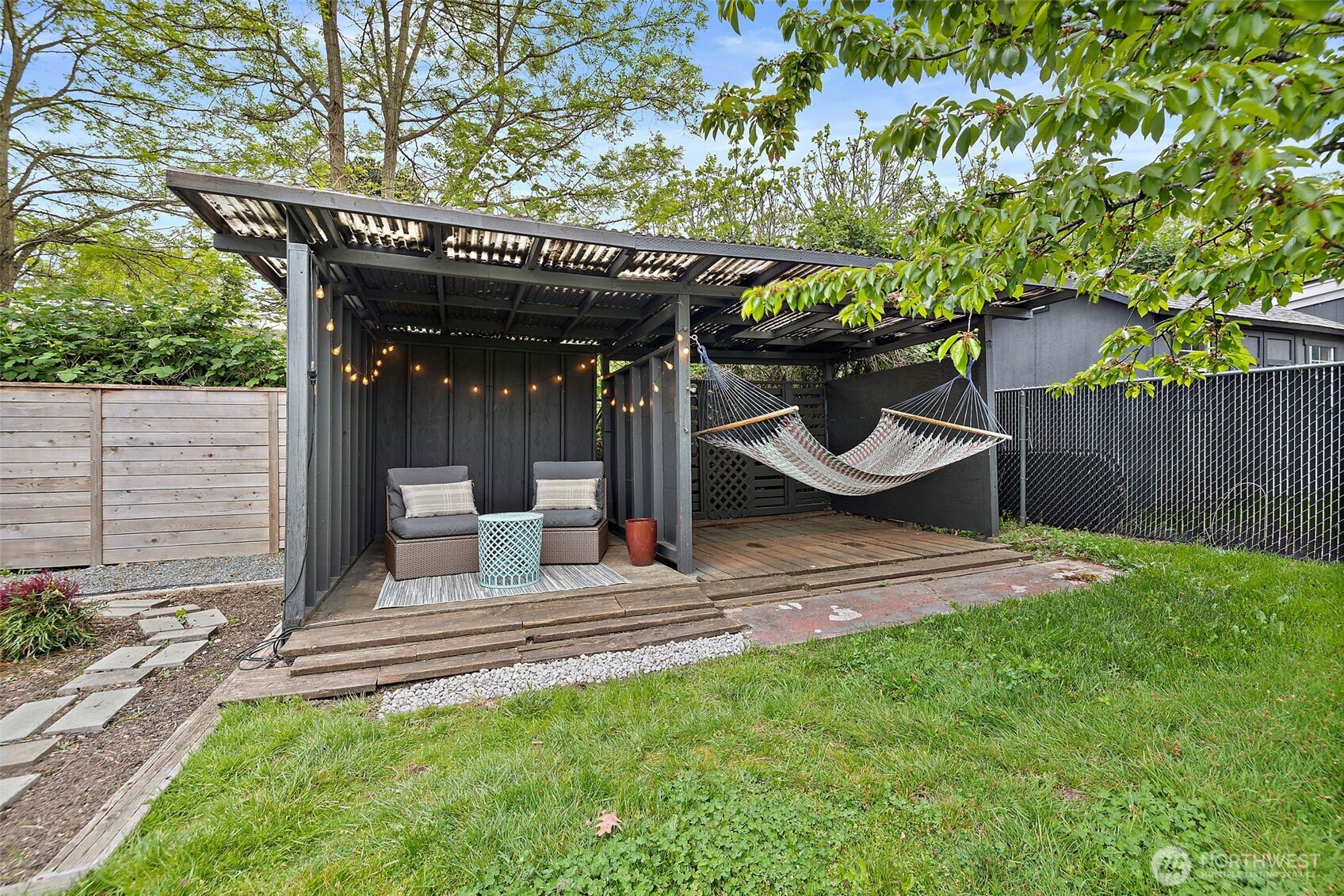 11303 14th Avenue SW, Seattle, WA 98146