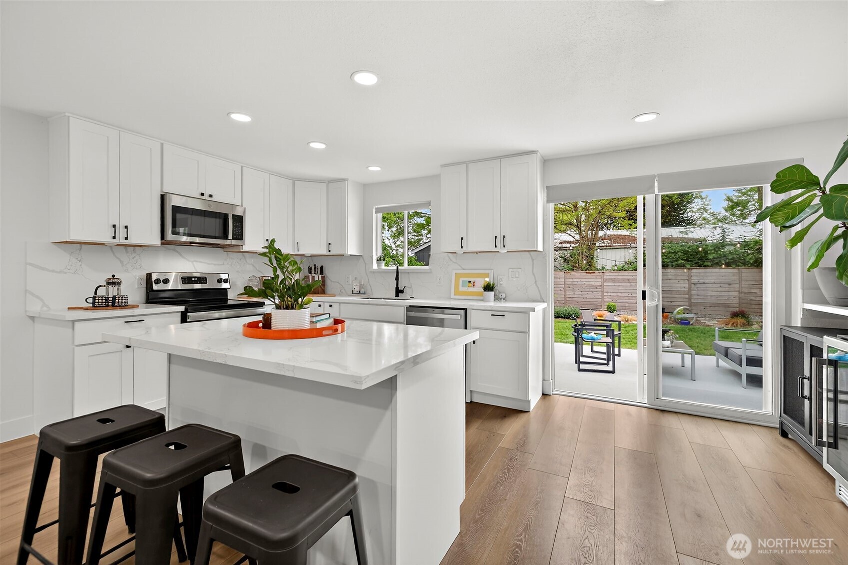 11303 14th Avenue SW, Seattle, WA 98146