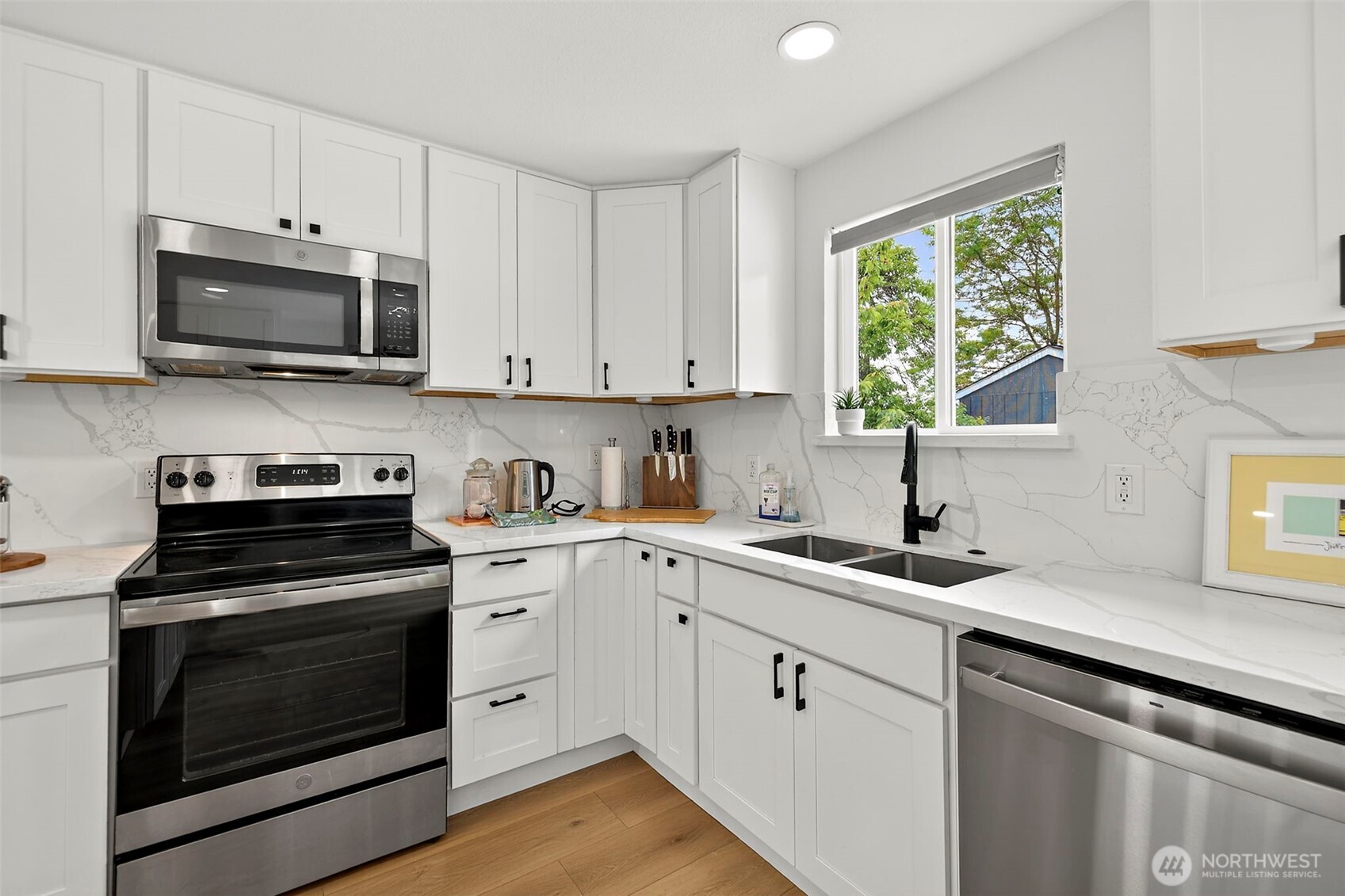 11303 14th Avenue SW, Seattle, WA 98146