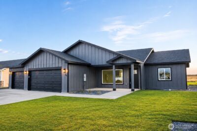 70 Sunwest Drive , Ephrata, WA 98823 - Photo 1
