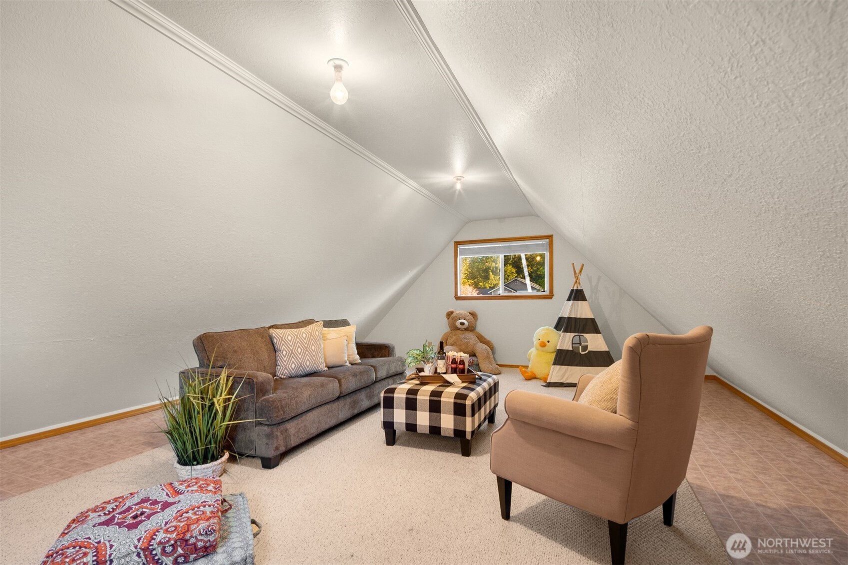 44422 SE 142nd Place , North Bend, WA 98045