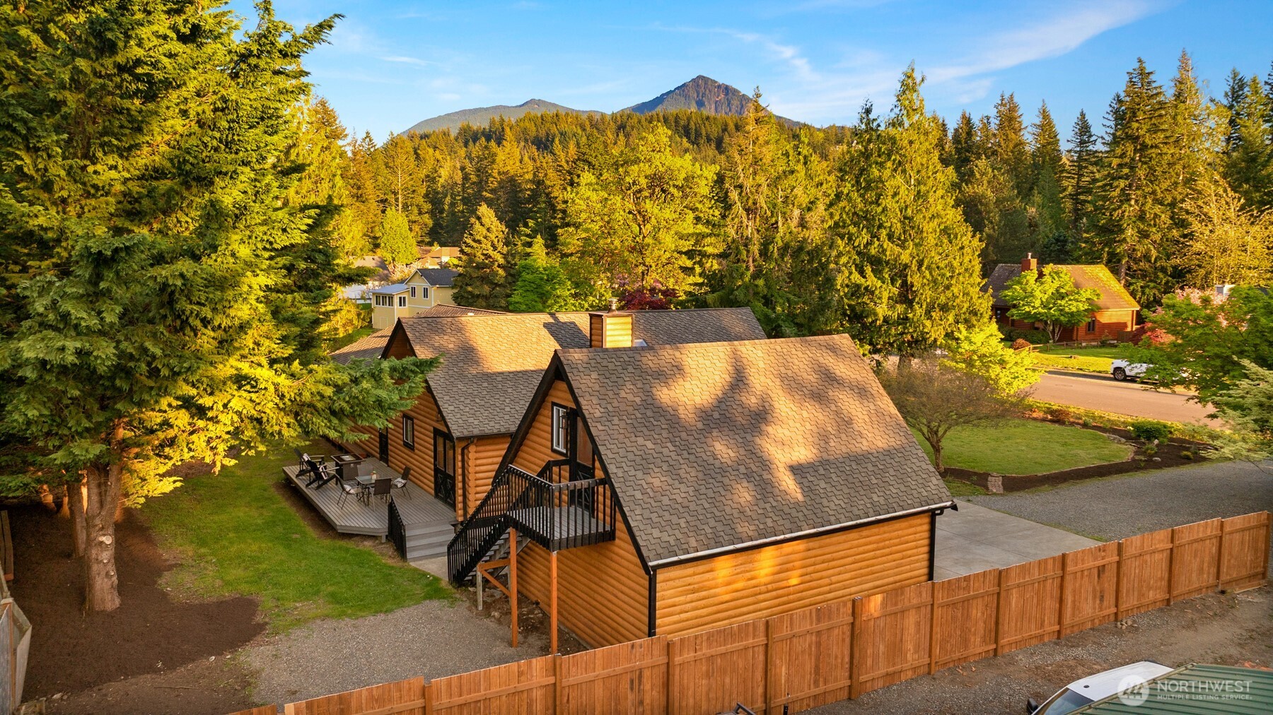 44422 SE 142nd Place , North Bend, WA 98045