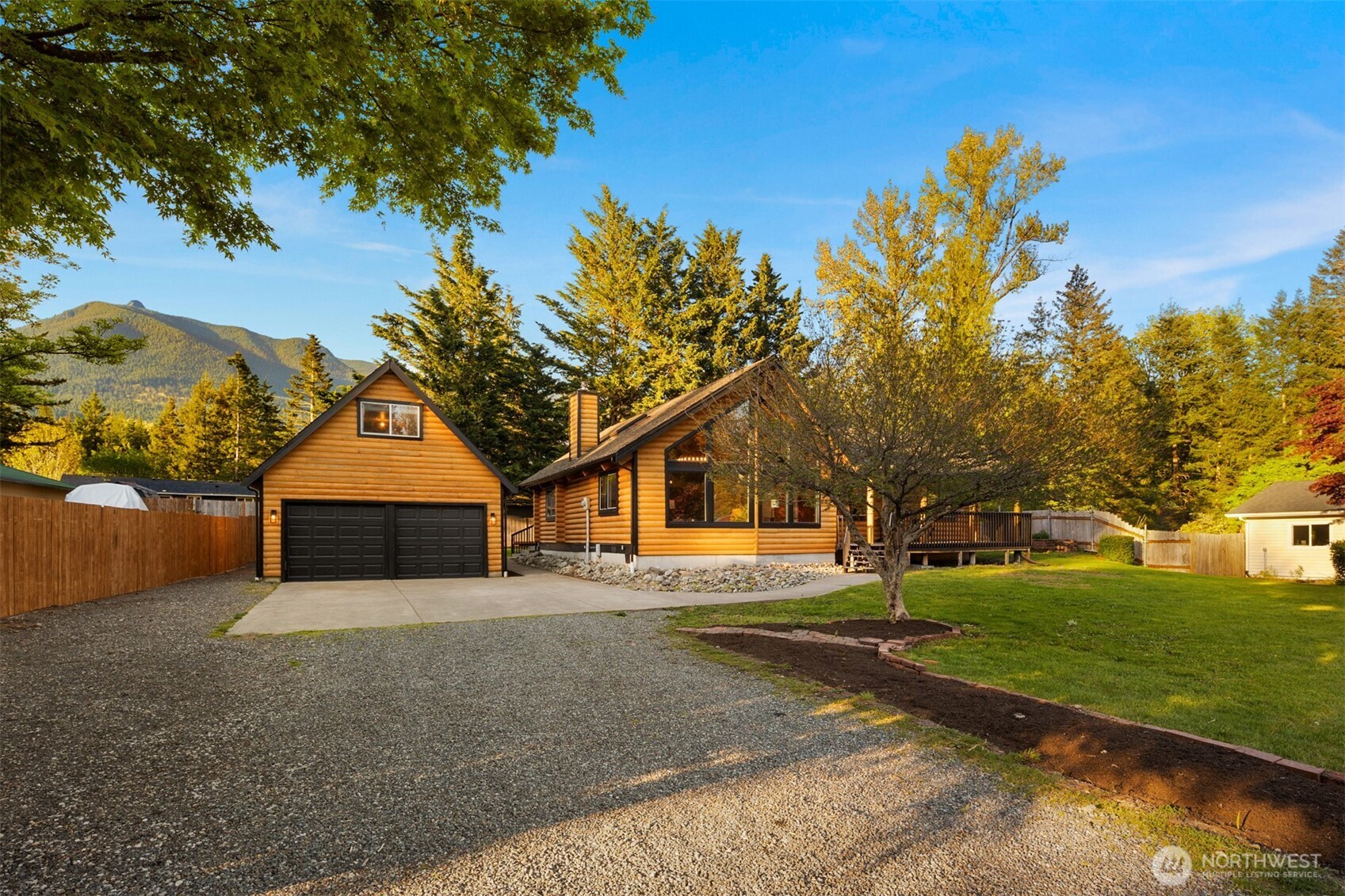 44422 SE 142nd Place , North Bend, WA 98045