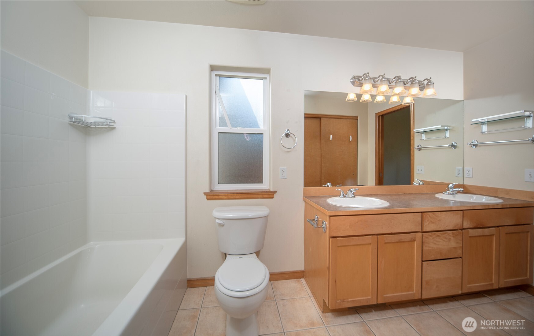 1805 E 14th Avenue , Ellensburg, WA 98926
