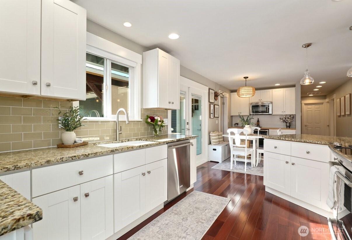 19828 SE 8th Street , Sammamish, WA 98074