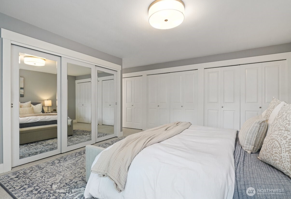 19828 SE 8th Street , Sammamish, WA 98074