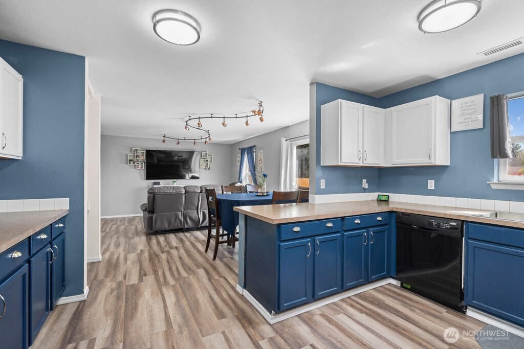 10426 196th E, Graham, WA 98338-8428