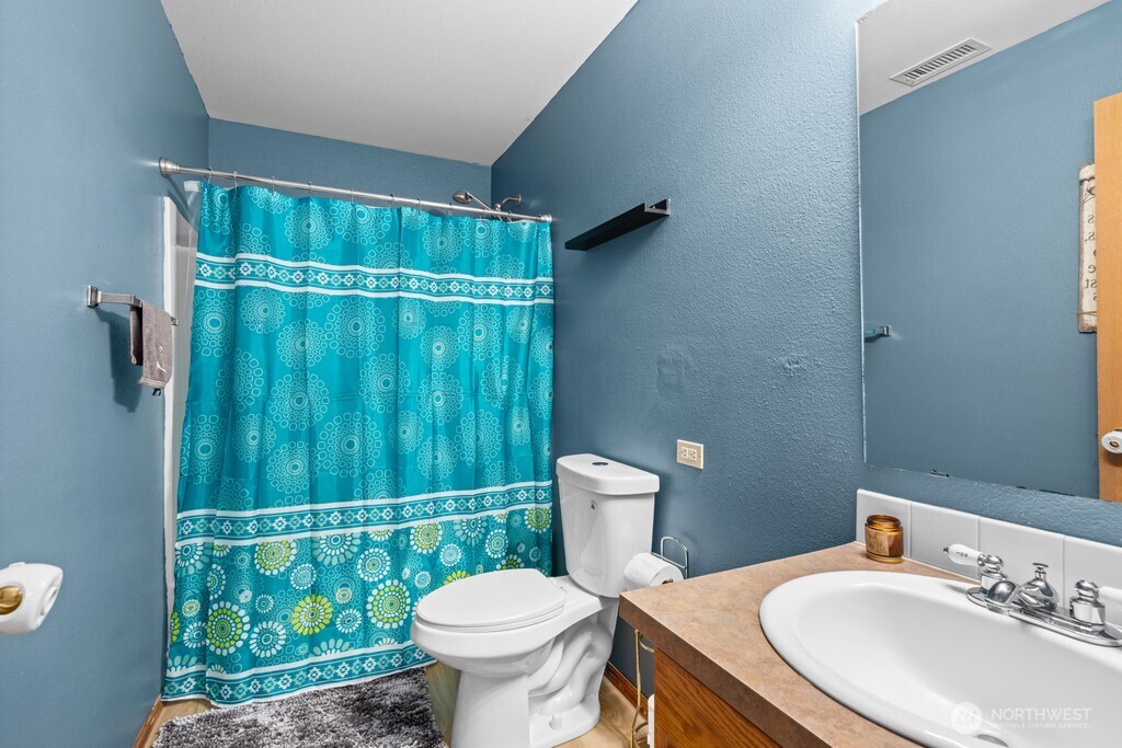 10426 196th E, Graham, WA 98338-8428