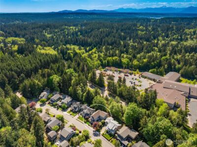 9039 North Town Drive NE, Bainbridge Island, WA 98110 - Photo 39