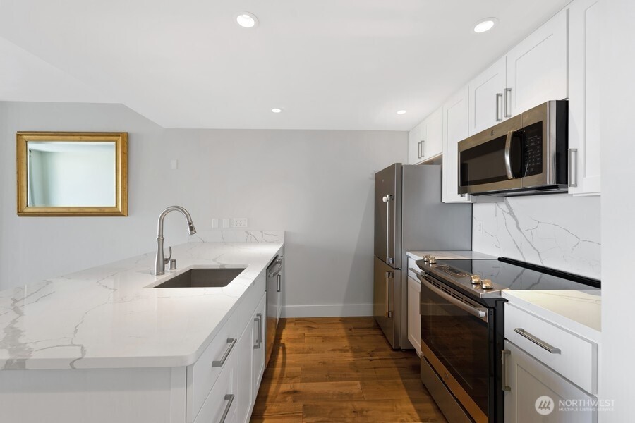 2600 2nd Avenue #1608, Seattle, WA 98121