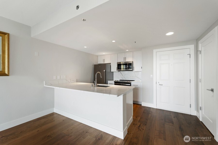 2600 2nd Avenue #1608, Seattle, WA 98121