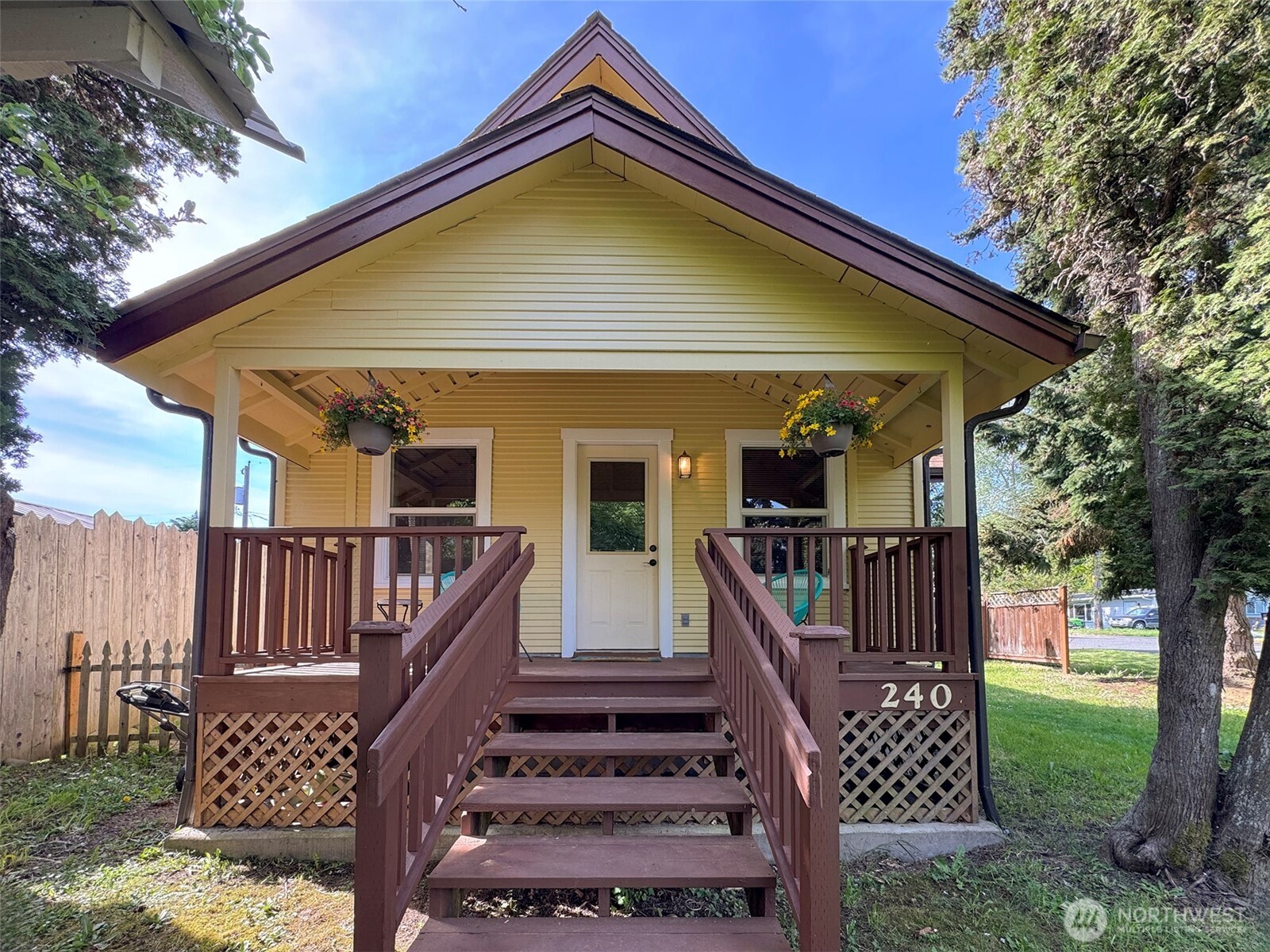 240 Motor Avenue , Port Angeles, WA 98362