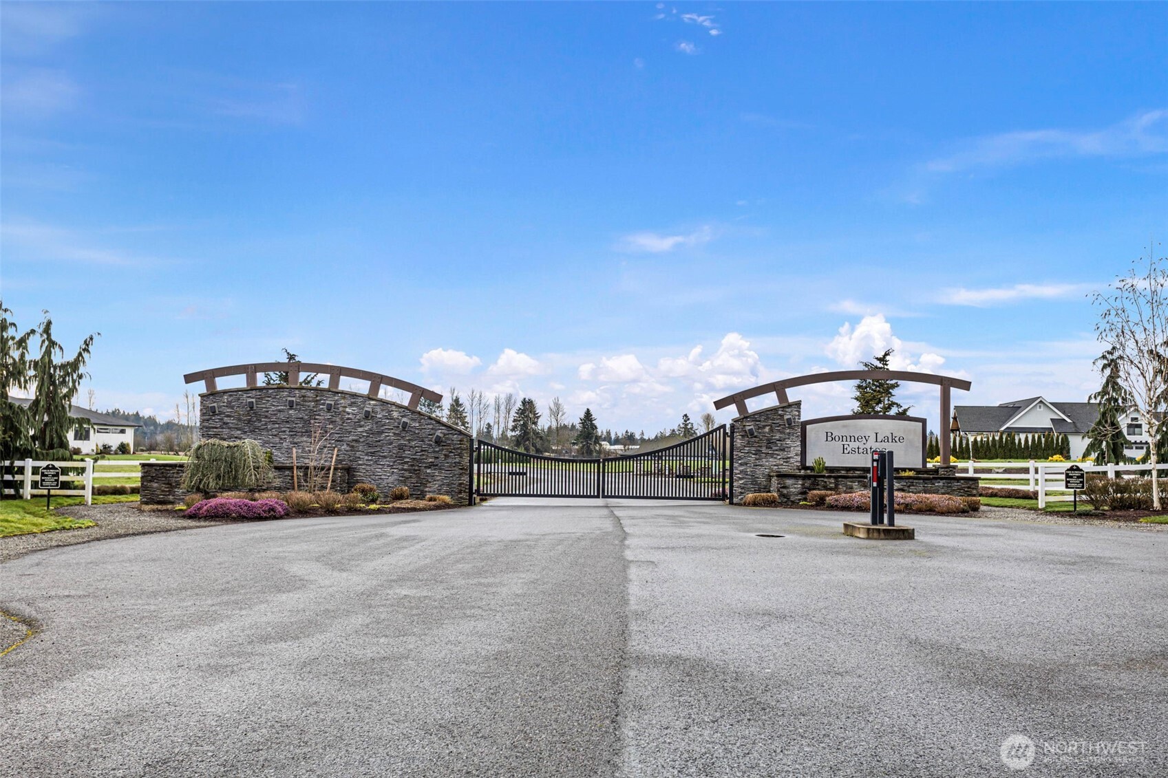 23715 70th Street E, Buckley, WA 98321