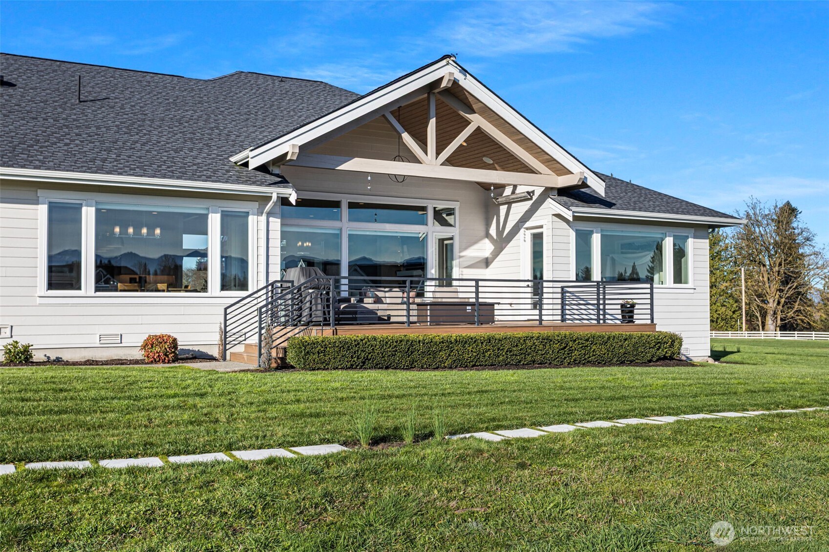 23715 70th Street E, Buckley, WA 98321