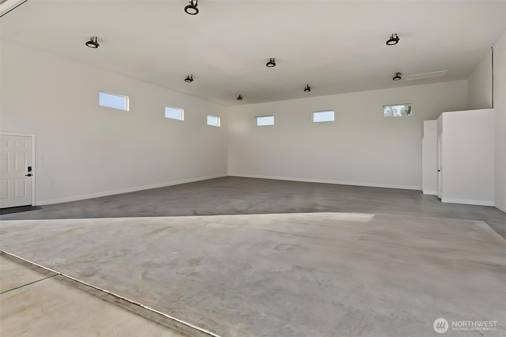 23715 70th Street E, Buckley, WA 98321