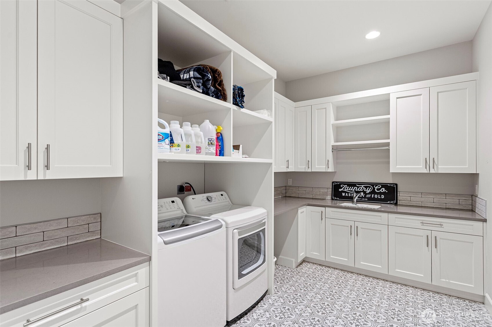 23715 70th Street E, Buckley, WA 98321