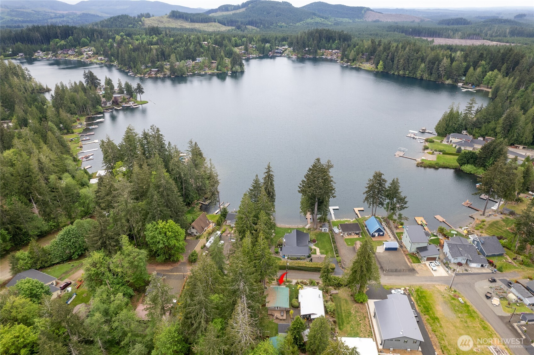 1125 W Lost Lake Road , Shelton, WA 98584