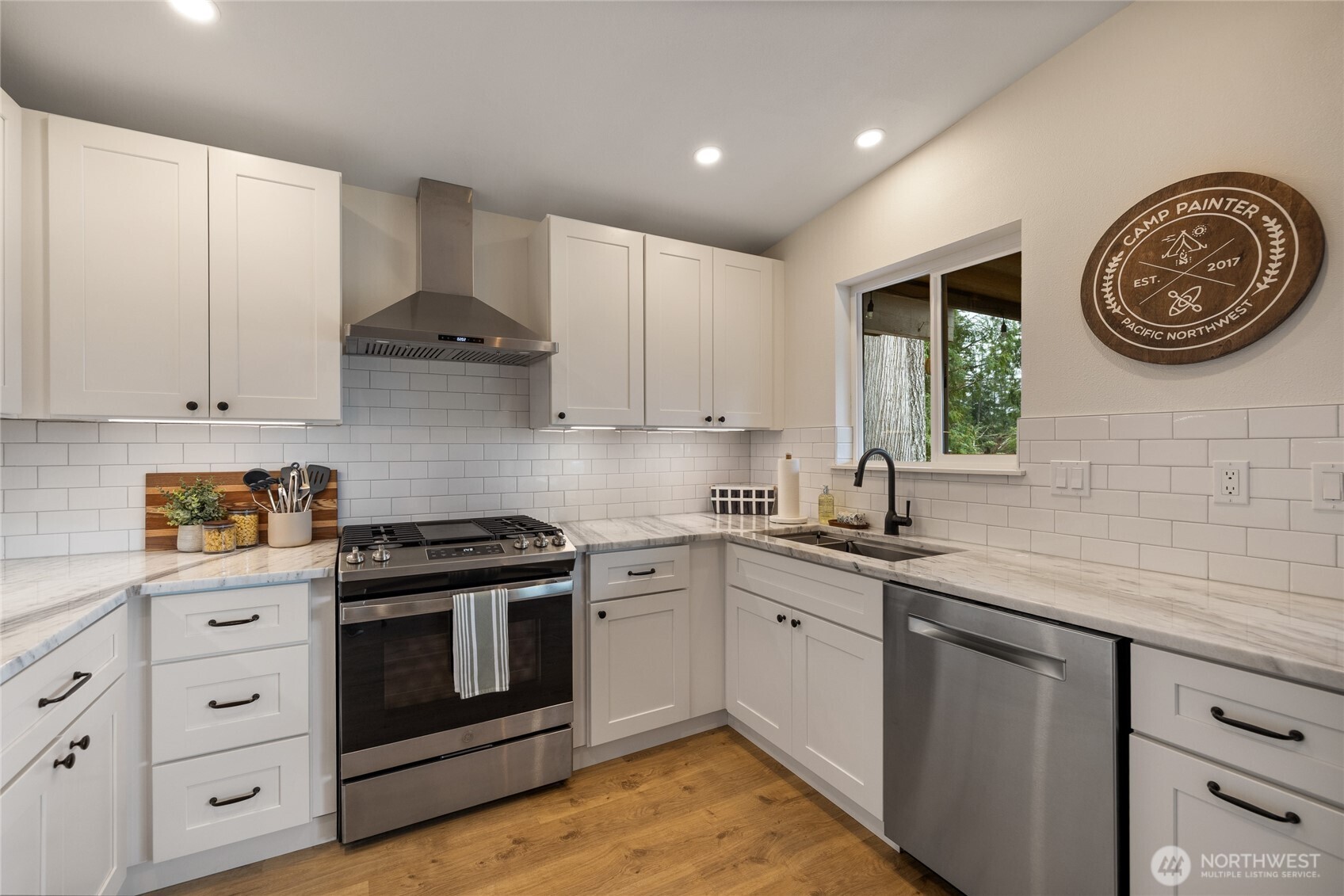 1125 W Lost Lake Road , Shelton, WA 98584