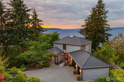 6814 SW Maury Park Rd , Vashon, WA 98070