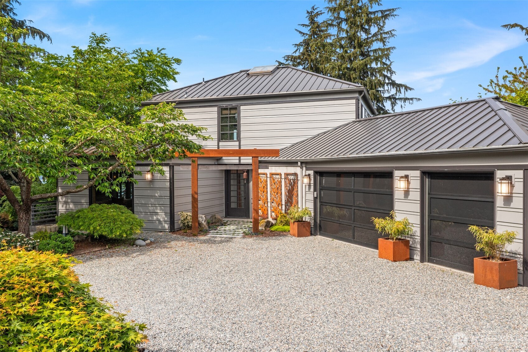 6814 SW Maury Park Rd , Vashon, WA 98070