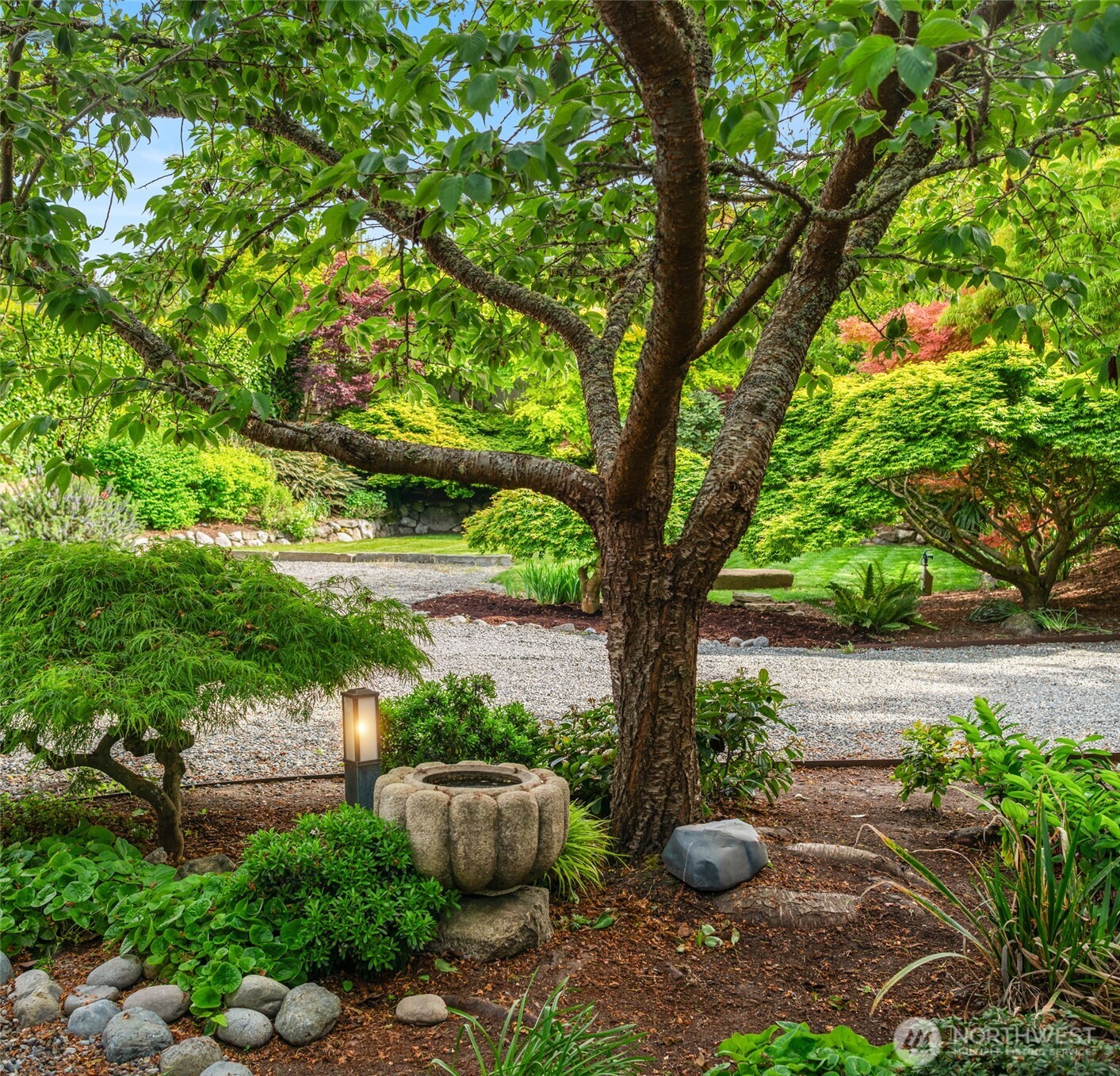 6814 SW Maury Park Rd , Vashon, WA 98070