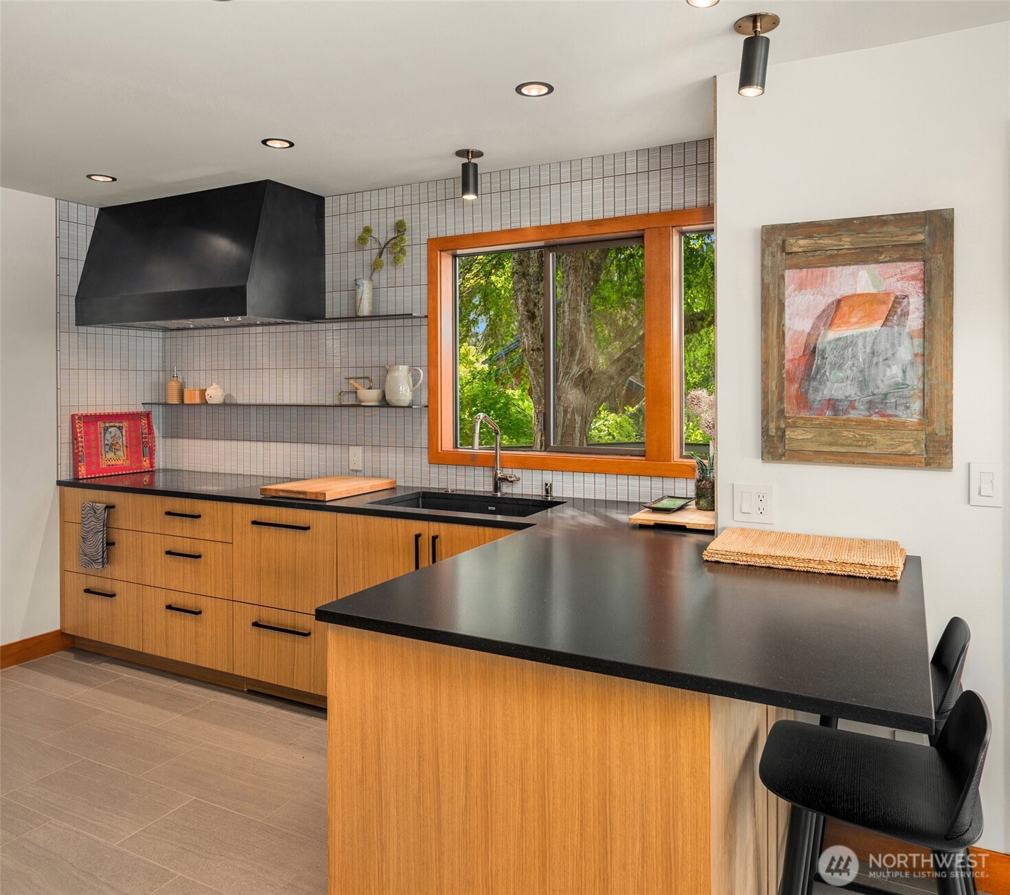 6814 SW Maury Park Rd , Vashon, WA 98070