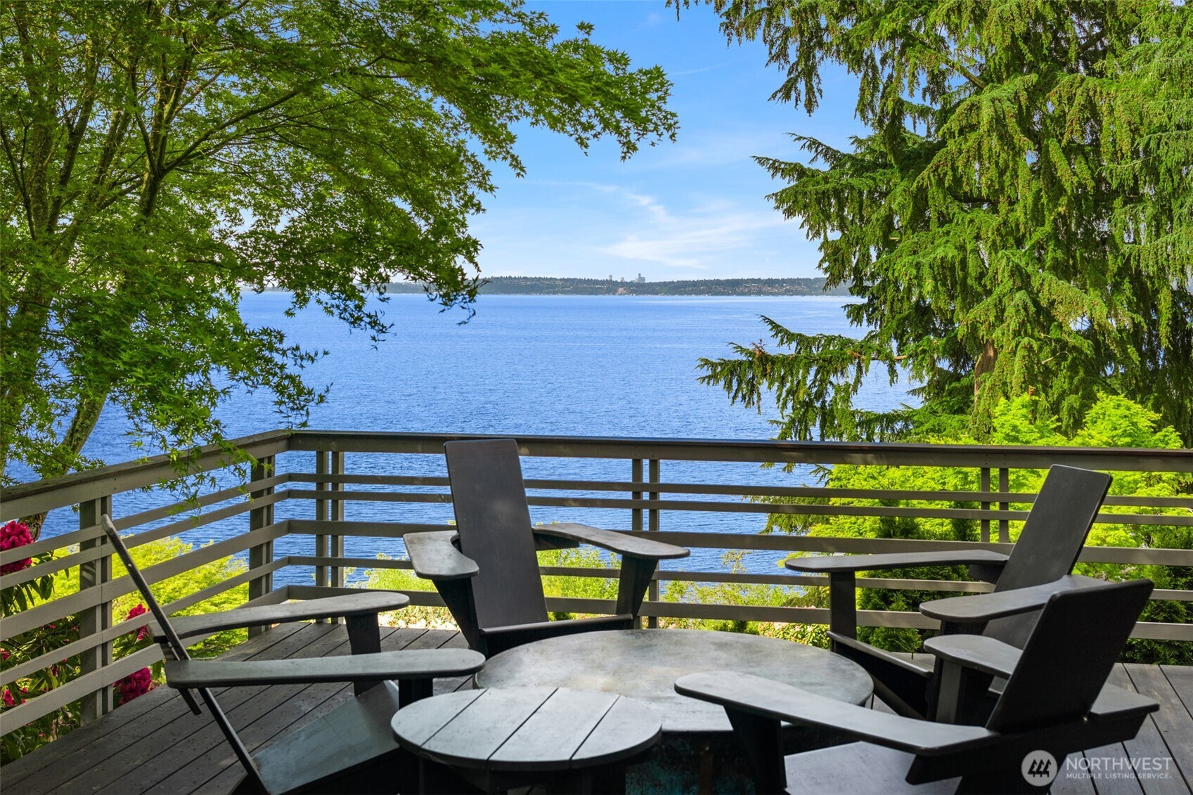6814 SW Maury Park Rd , Vashon, WA 98070