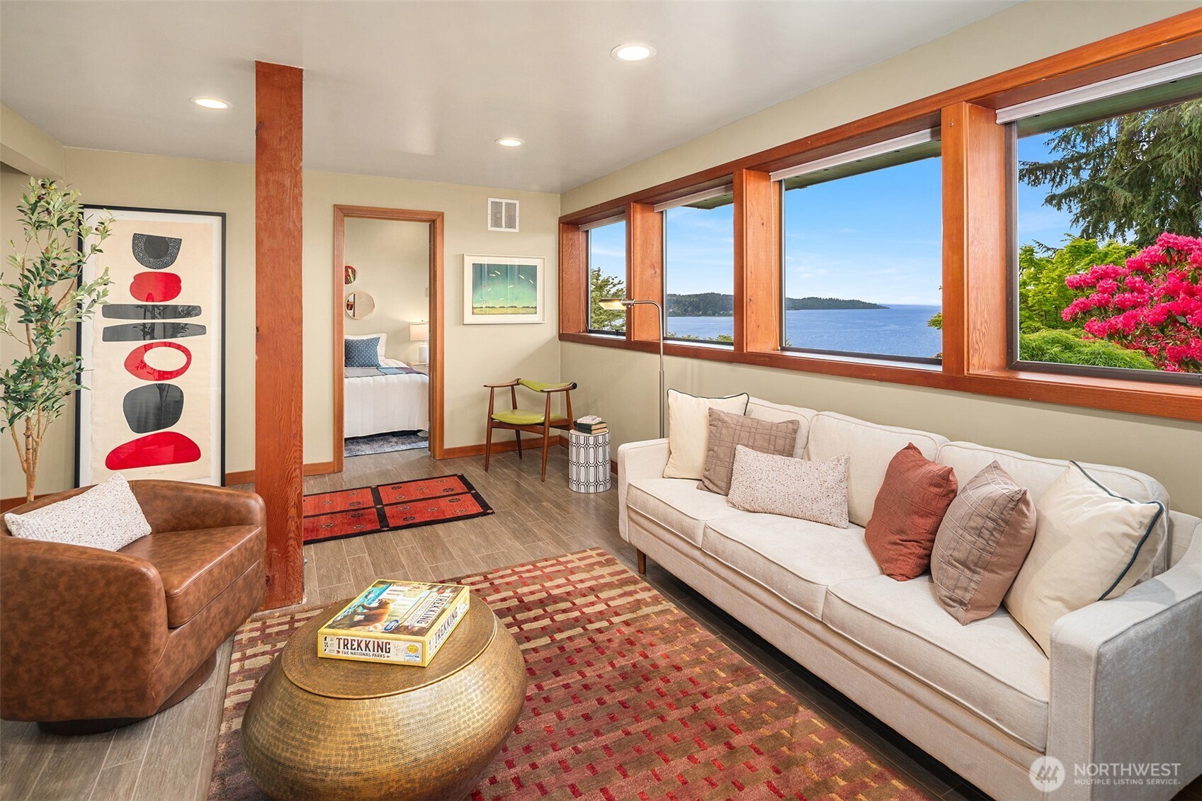 6814 SW Maury Park Rd , Vashon, WA 98070