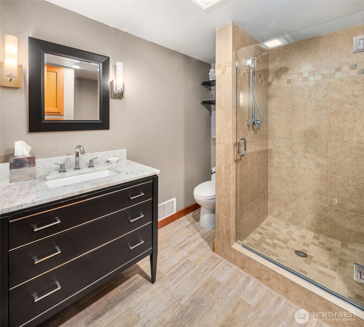 6814 SW Maury Park Rd , Vashon, WA 98070