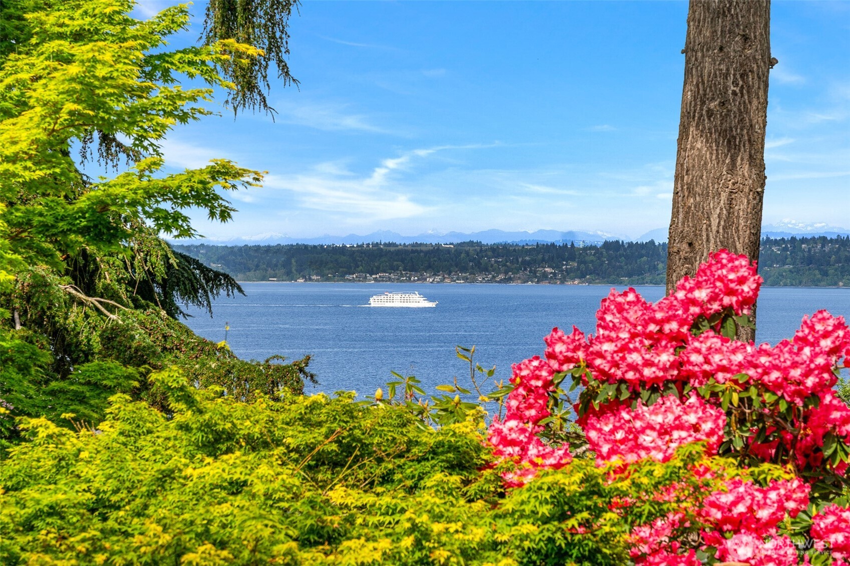 6814 SW Maury Park Rd , Vashon, WA 98070
