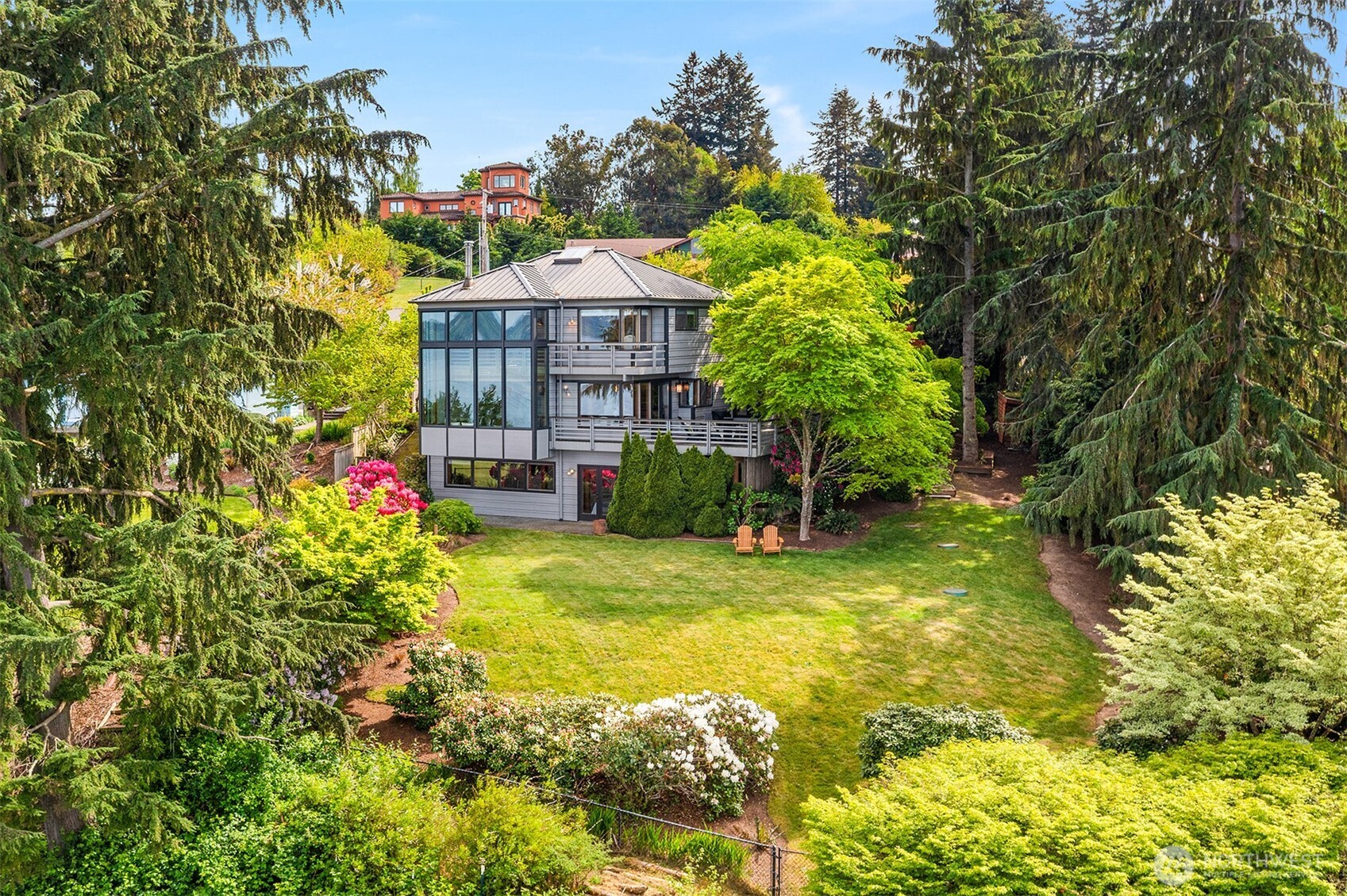6814 SW Maury Park Rd , Vashon, WA 98070