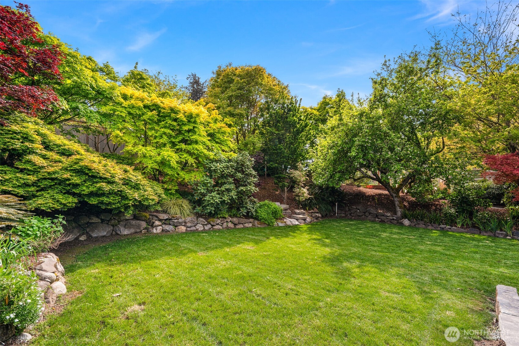 6814 SW Maury Park Rd , Vashon, WA 98070