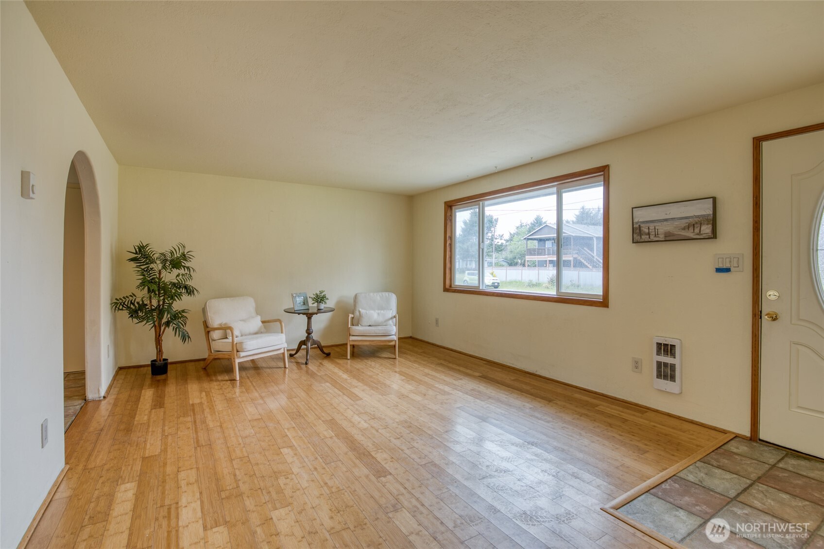175 Jib Street NW, Ocean Shores, WA 98569-9337
