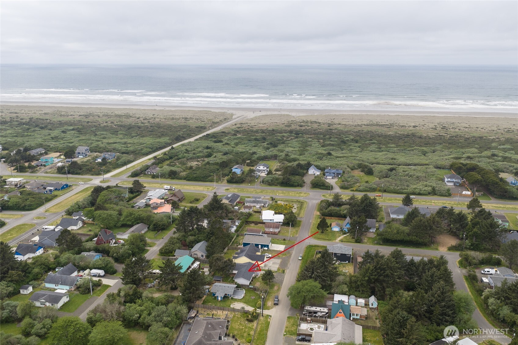 175 Jib Street NW, Ocean Shores, WA 98569-9337