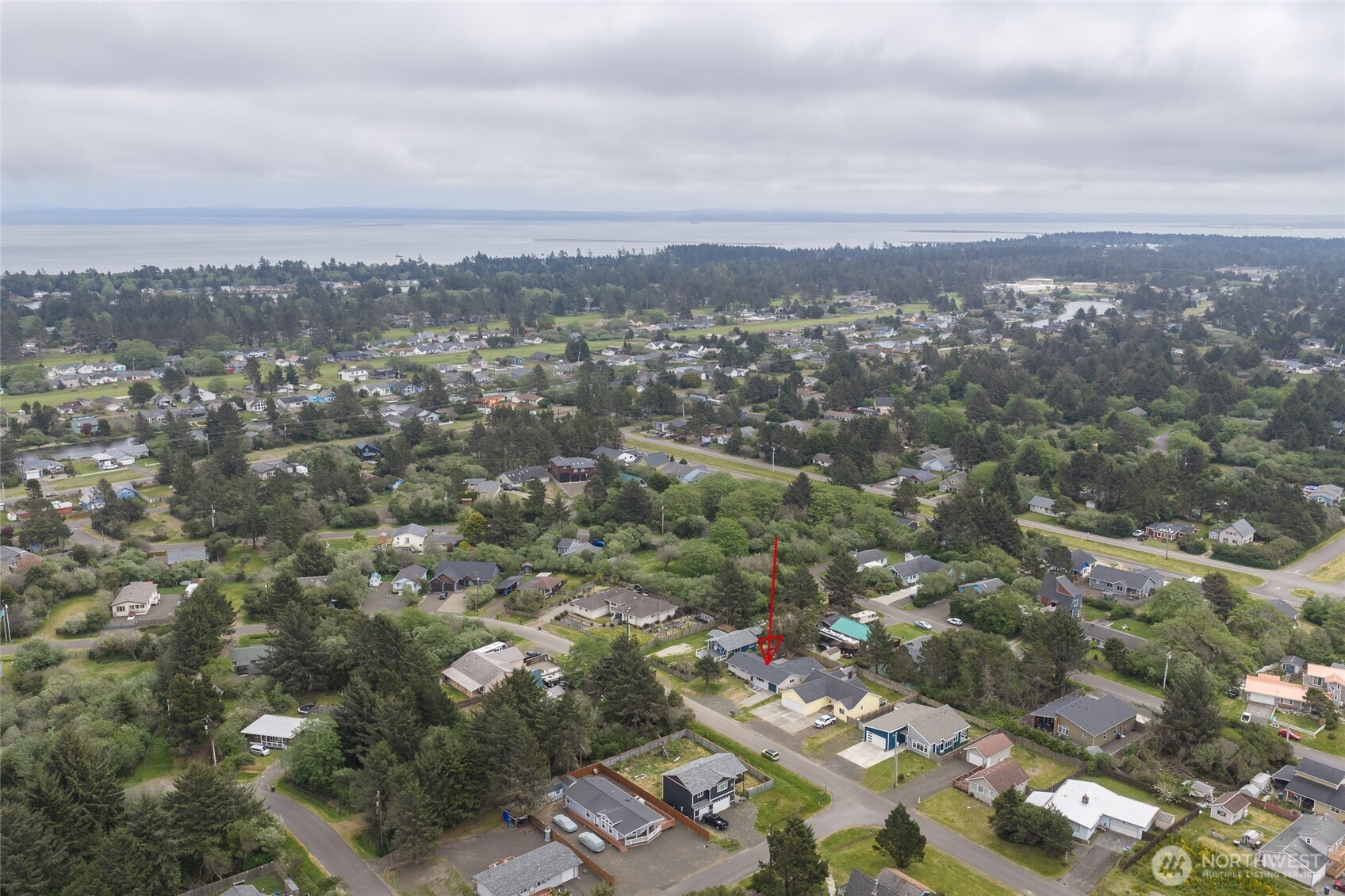 175 Jib Street NW, Ocean Shores, WA 98569-9337