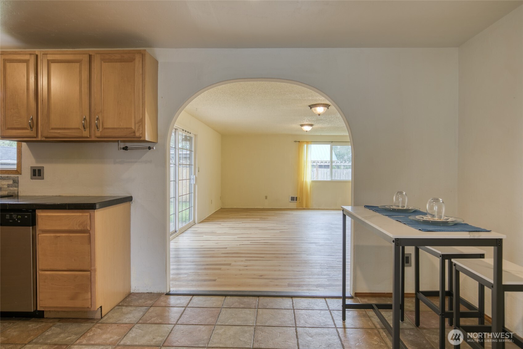 175 Jib Street NW, Ocean Shores, WA 98569-9337