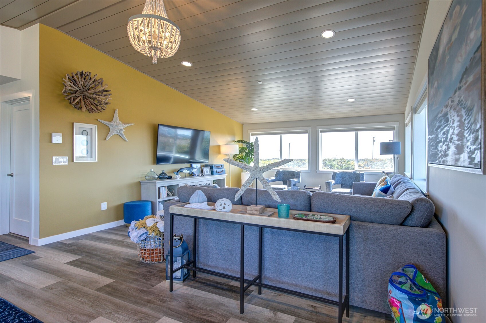 1042 Point Brown Avenue SE #A & B, Ocean Shores, WA 98569
