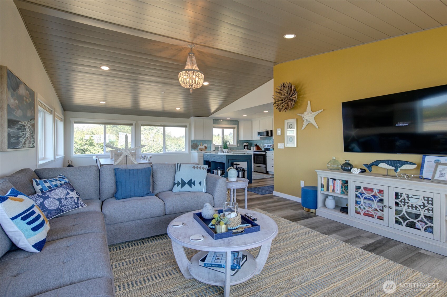1042 Point Brown Avenue SE #A & B, Ocean Shores, WA 98569