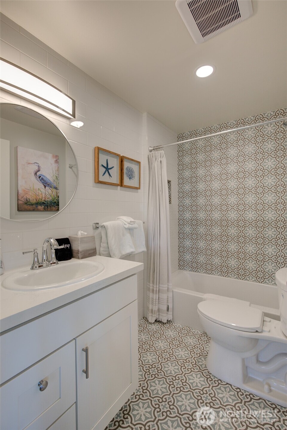 1042 Point Brown Avenue SE #A & B, Ocean Shores, WA 98569