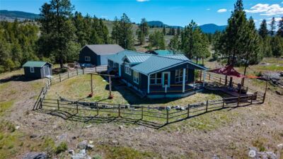 23 Razor Road , Tonasket, WA 98855