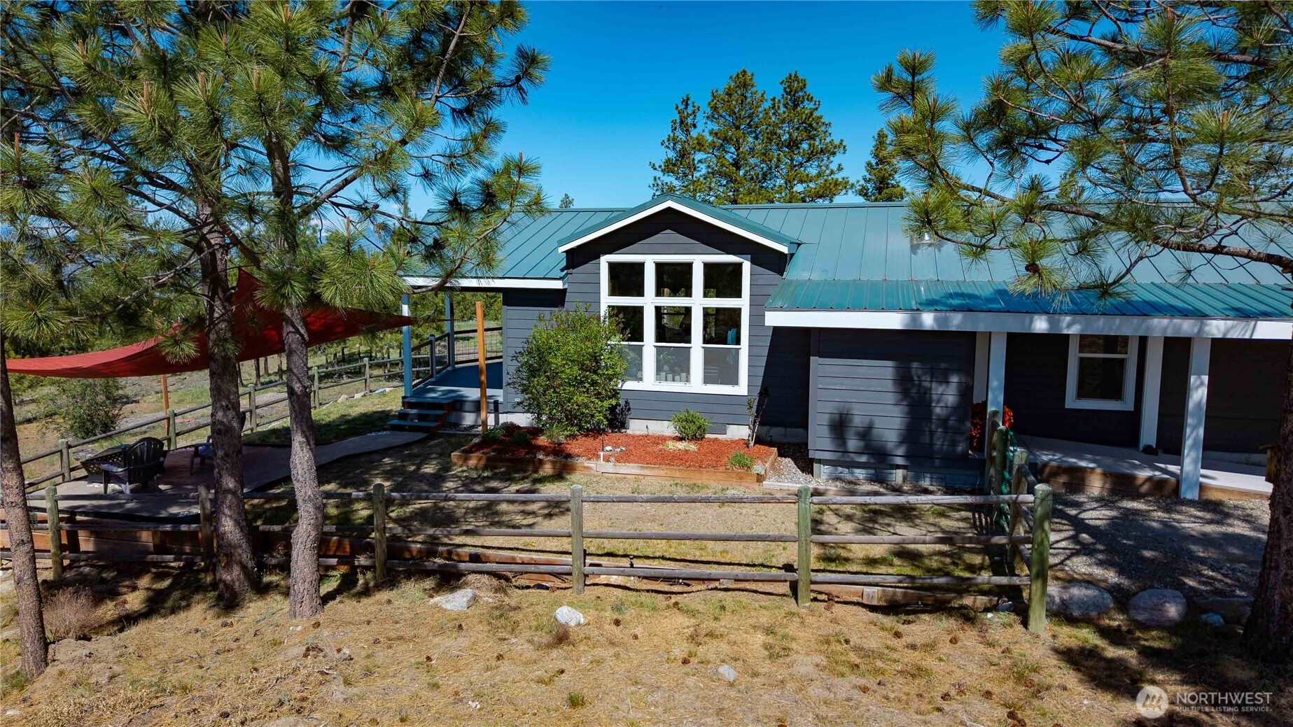 23 Razor Road , Tonasket, WA 98855