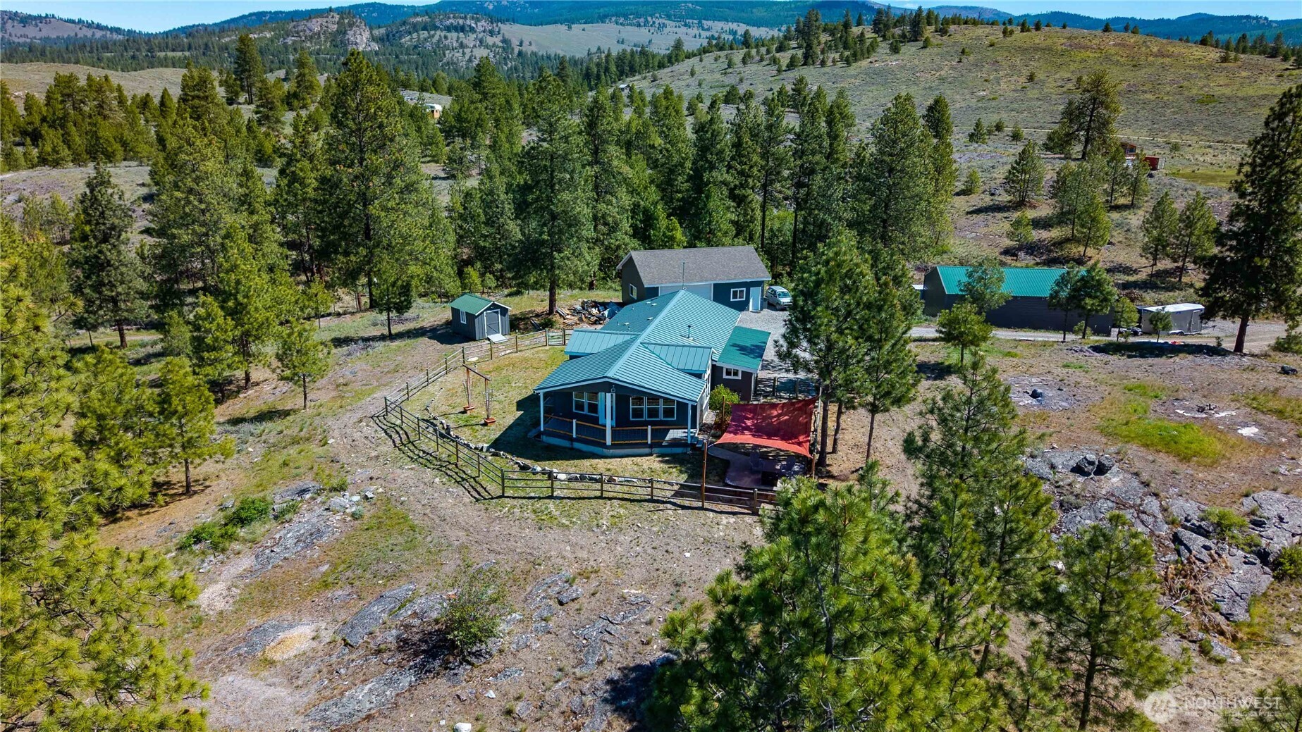23 Razor Road , Tonasket, WA 98855