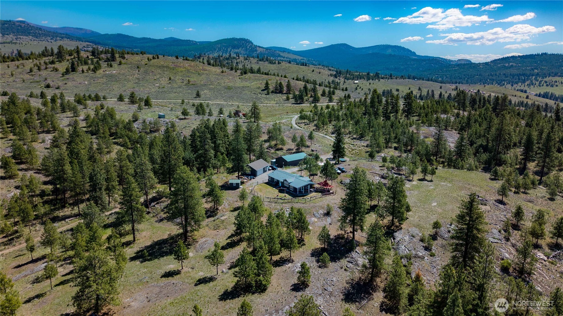 23 Razor Road , Tonasket, WA 98855