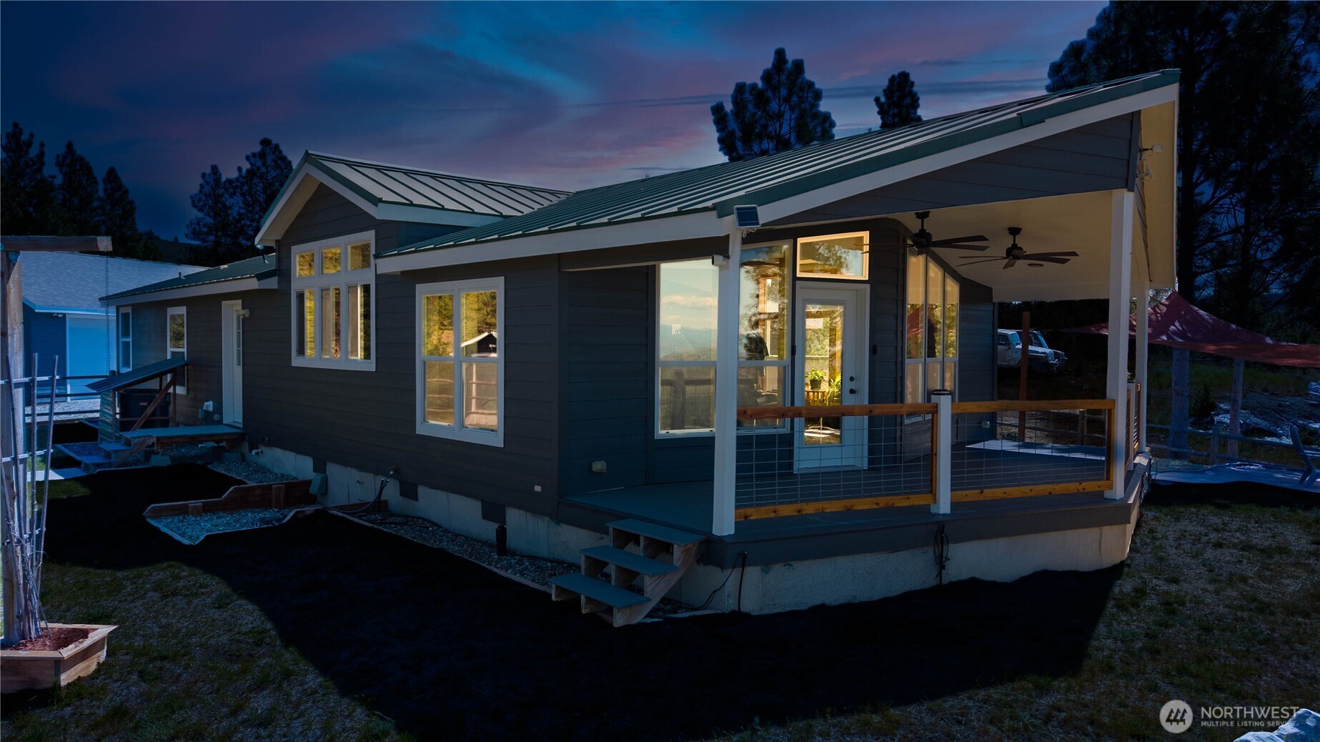 23 Razor Road , Tonasket, WA 98855