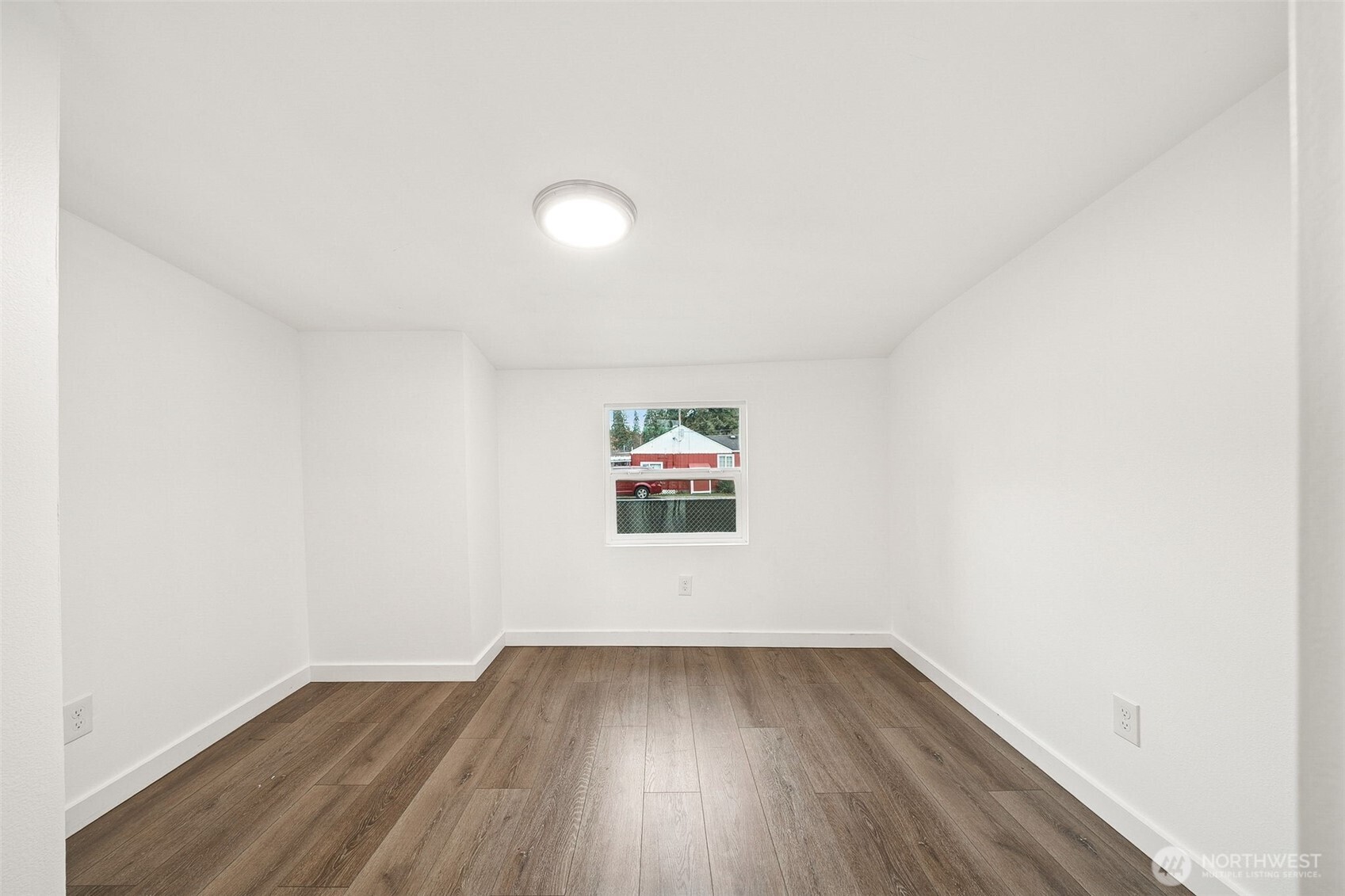 17403 Spanaway Lane E, Spanaway, WA 98387